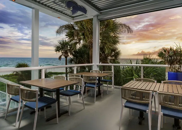 Hyatt Place Panama City Beach - Beachfront